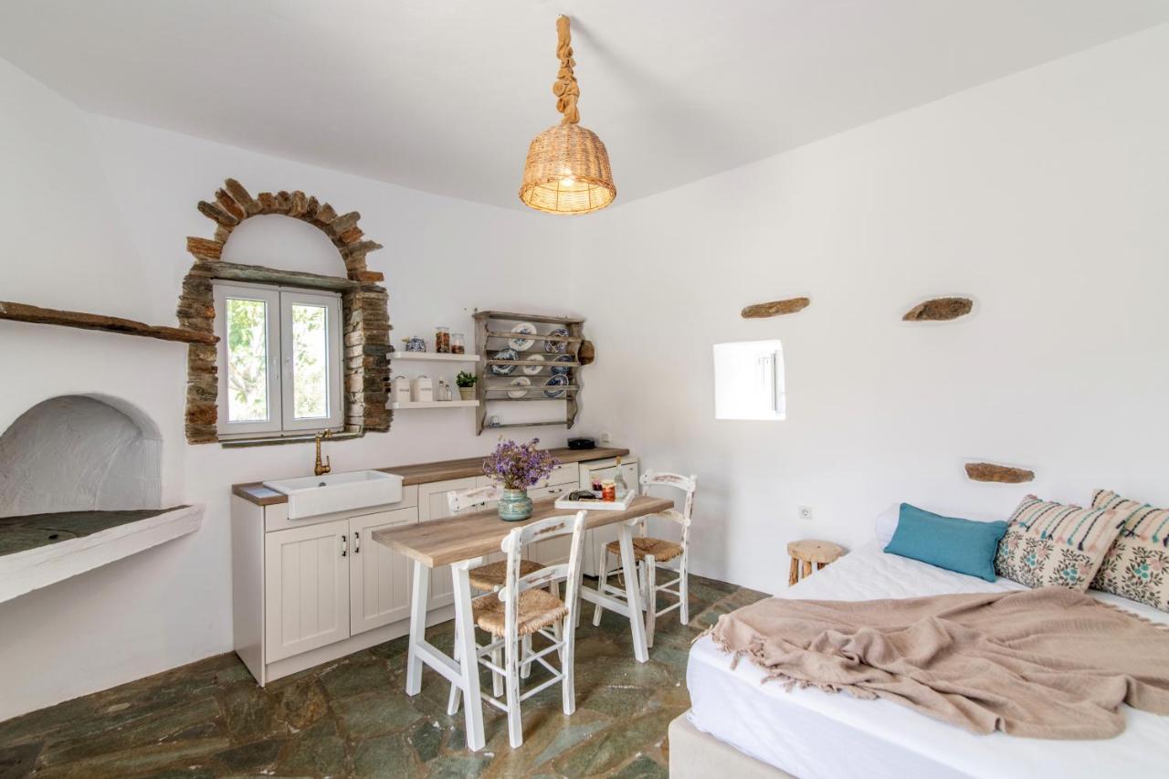 Panousa House Holiday home *