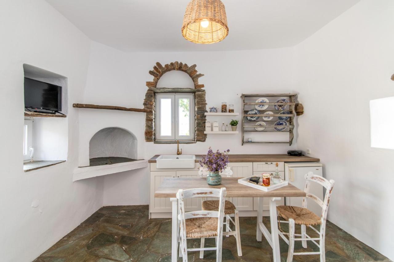 Panousa House Holiday home *